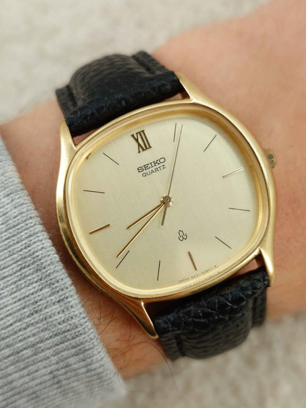 Seiko Men's Quartz Watch 6431 Gold Cushion Dress Vintage JDM 33mm New Battery